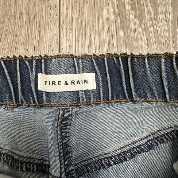 Fire and Rain Classic Blue Wide-Leg Women Jeans - Picture 5 of 10